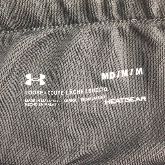 𝅺Under Armour Women's HeatGear Play Up Shorts | Size M - Picture 12 of 12